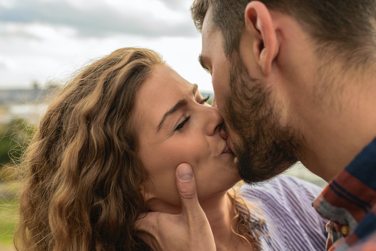 Man and Woman kissing